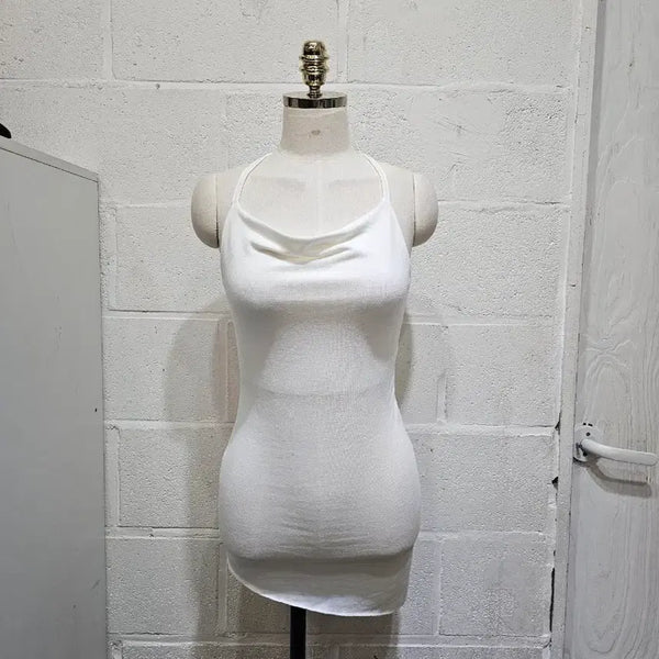 [BUNJANG] Halter Neck Sleeveless Top - Ivory / 홀더넥 가슴이중안감 밑단사선 가벼운 나시- 아이보리