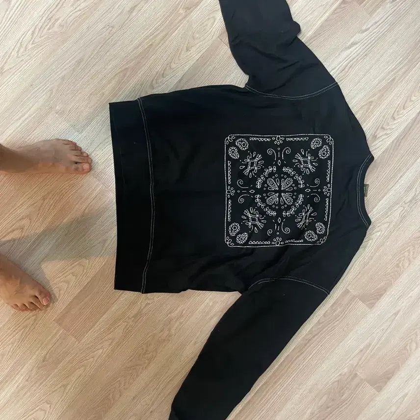 [BUNJANG] Prison Works Sweatshirt Black / 프리즘웍스 맨투맨