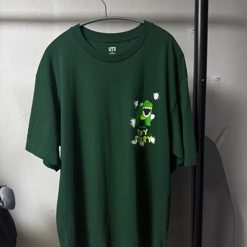 [BUNJANG] Uniqlo UT Long Sleeve T-Shirt XL / 유니클로 UT 긴팔티셔츠 XL