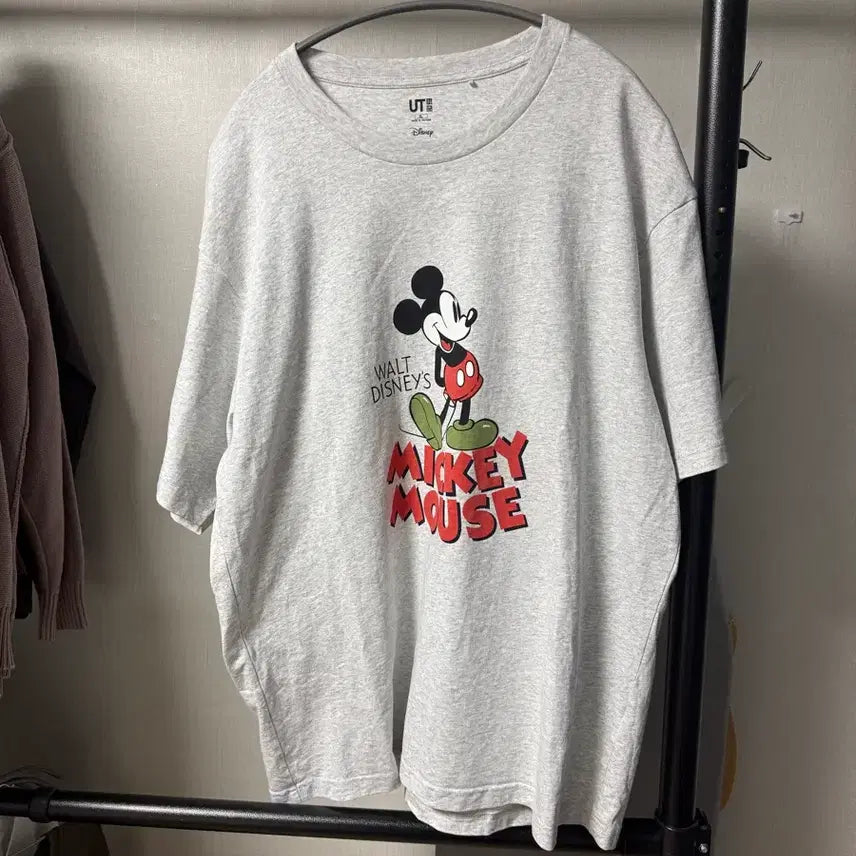 [BUNJANG] Uniqlo UT Long Sleeve T-Shirt XL / 유니클로 UT 긴팔티셔츠 XL