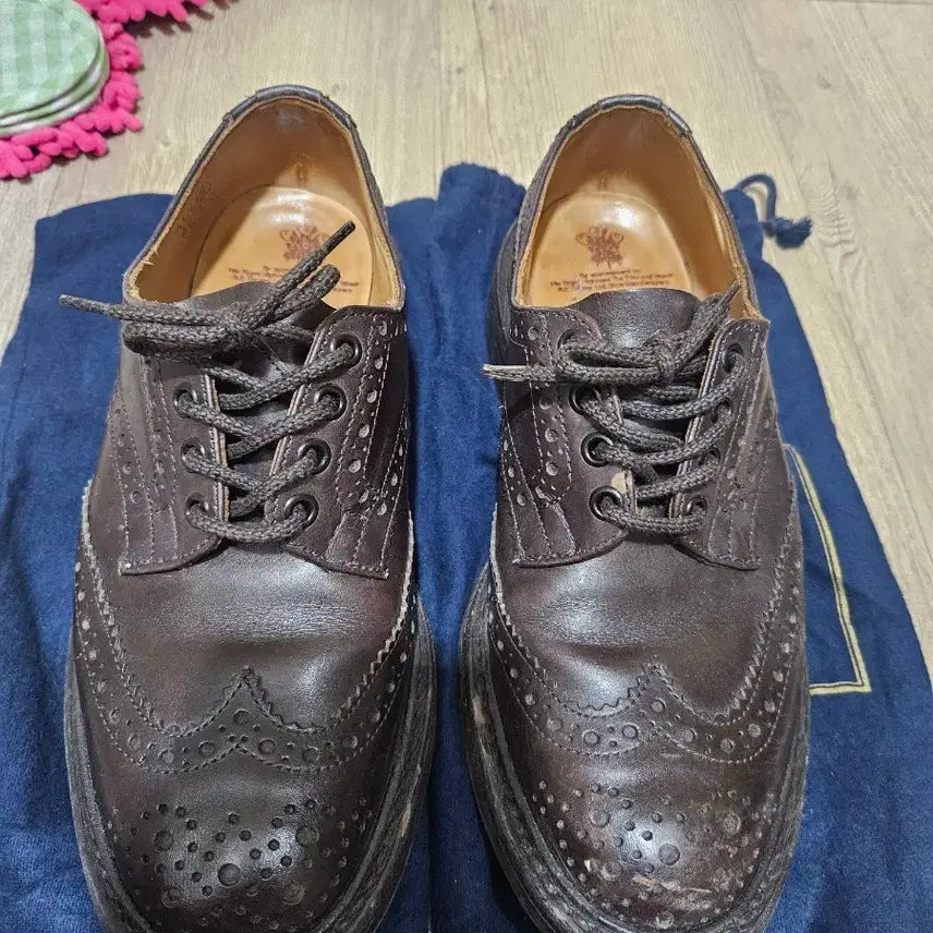 [BUNJANG] Tricker's Wingtip Brogue Shoes / 트리커즈 윙팁 브로그 판매합니다.