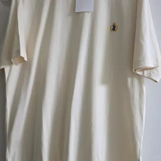 [BUNJANG] TNGT Logo Short-Sleeve T-Shirt Ivory Size 105 (New) / TNGT 로고 반팔 티셔츠 아이보리 105(새상품)