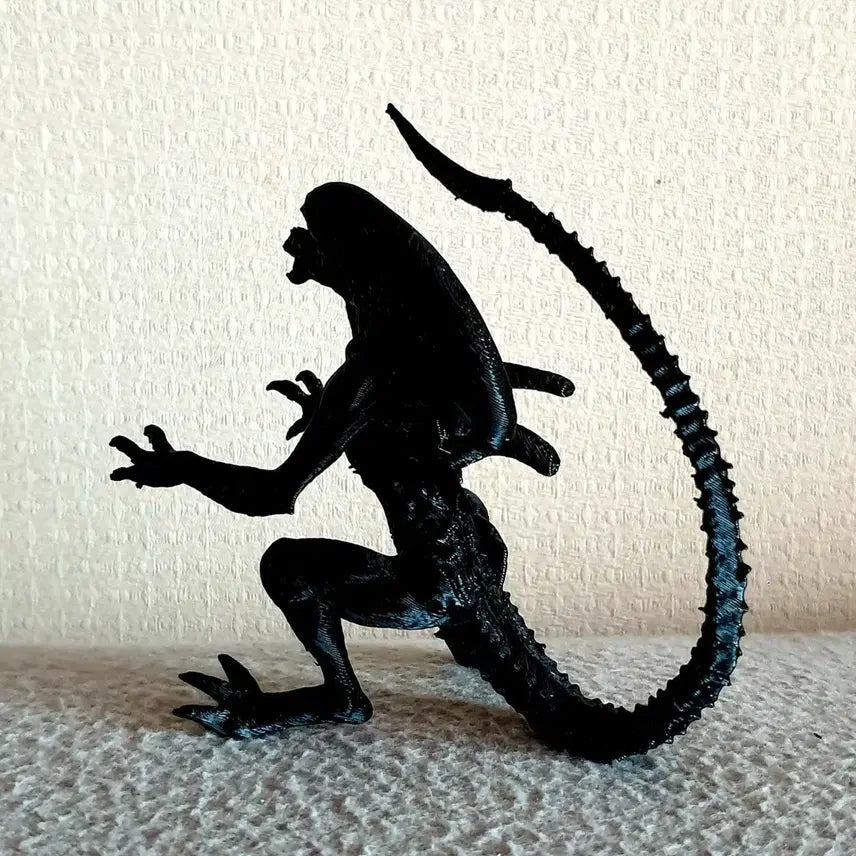 [BUNJANG] Alien Figurine for Decoration / 장식용으로 상당히 멋진 에일리언 1점 드립니다
