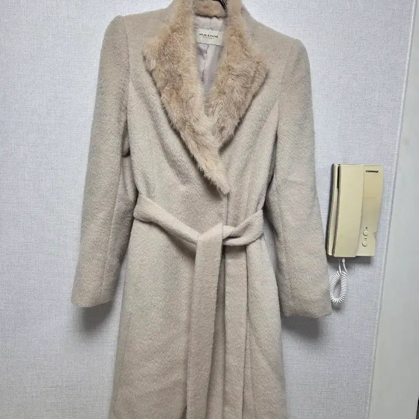 [BUNJANG] MOJO. S.PINE Wool 100% Coat with Mink Collar / 모조에스핀 코트