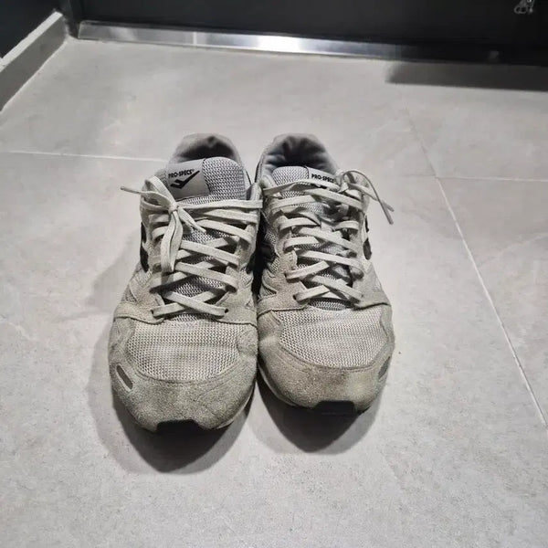 [BUNJANG] Prospecs Hiking Shoes (260) / 운동화