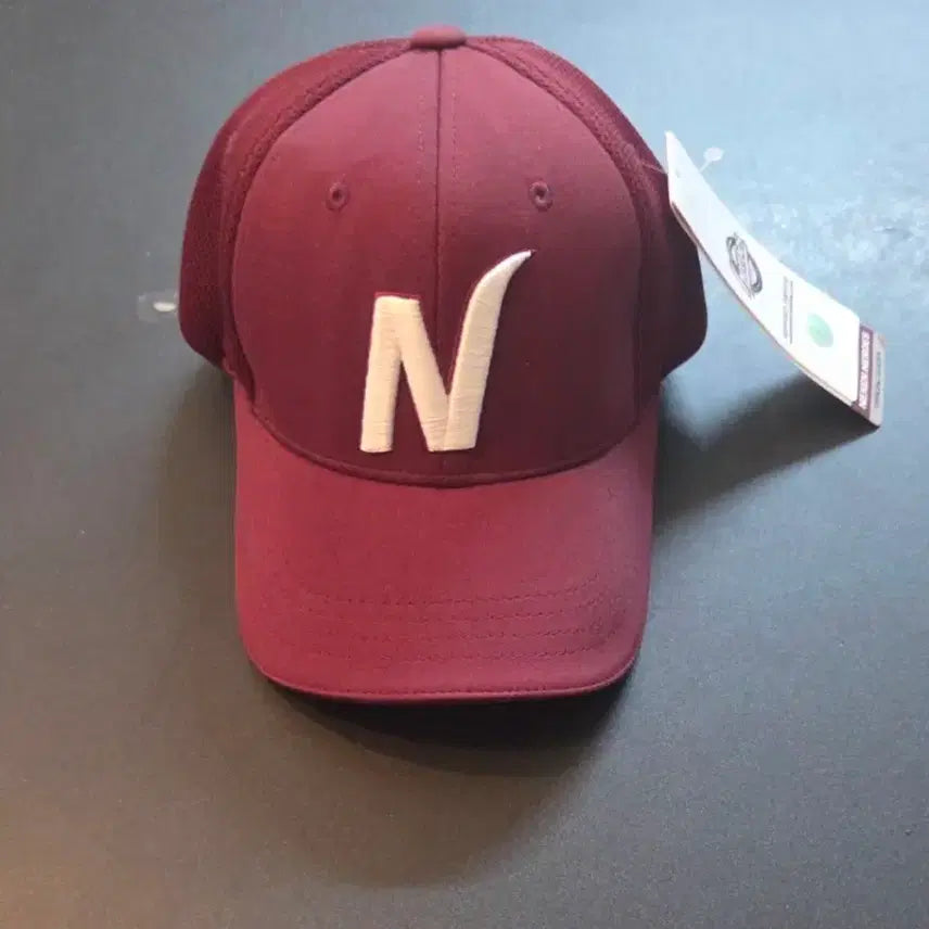 [BUNJANG] Nexen Heroes Official Kids Baseball Cap (52cm) / 미사용 넥센 히어로즈 공식 기념 아동용 야구모자 52cm  더운 날씨에