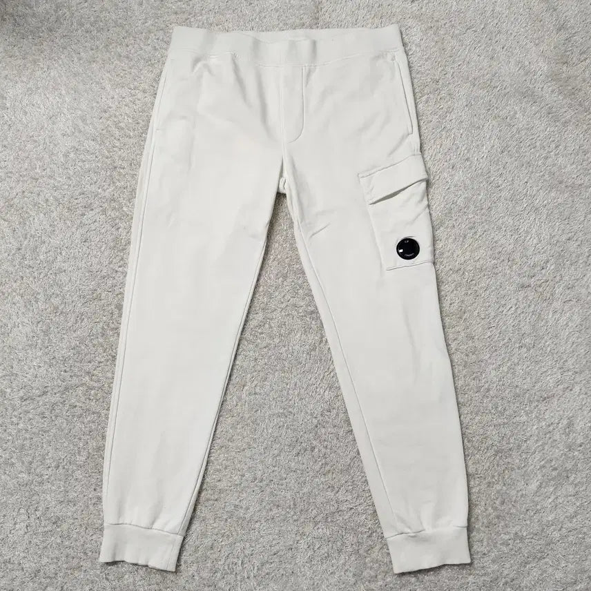 [BUNJANG] C.P. Company Diagonal Fleece Lens Cargo Jogger Pants White XXL / [정품] 씨피컴퍼니 디아고날 플리스 렌즈 카고 조거 팬츠 화이트 XXL