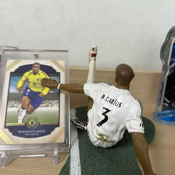 [BUNJANG] Real Madrid Roberto Carlos Football Figure & Card / 레알마드리드 축구선수 피규어(호카)