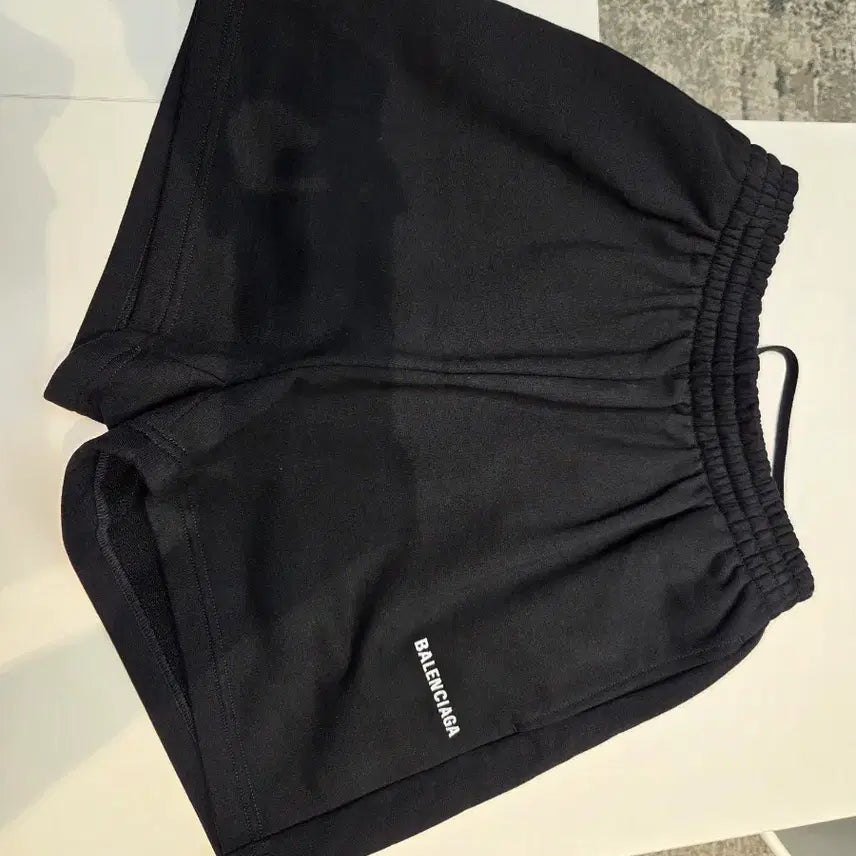 [BUNJANG] Balenciaga Logo Black Shorts / 발렌시아가 반바지 블랙