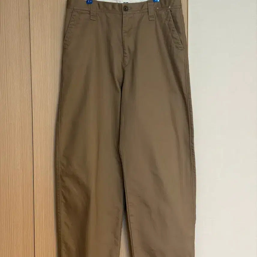 [BUNJANG] Uniqlo U Wide Chino Pants (Size 32) / 유니클로 U 와이드 치노 팬츠 (32 사이즈)