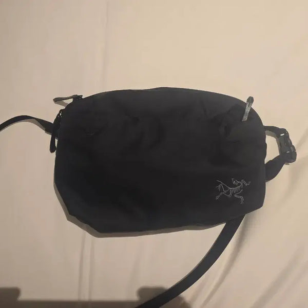 [BUNJANG] Arc'teryx Heliad 6 Crossbody Bag / 아크테릭스 헬리아드6