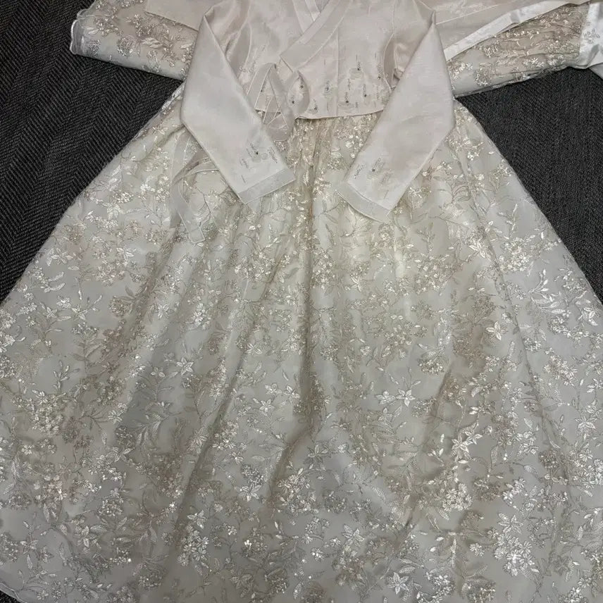 [BUNJANG] Premium Hanbok Set / 고급한복세트 (55 66 77) 사이즈