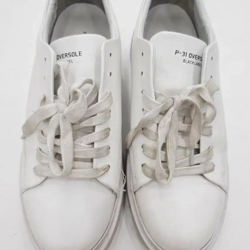 [BUNJANG] Off-White P-31 Black Label Sneakers White / 오버솔 P-31 블랙라벨 스니커즈 화이트(45)