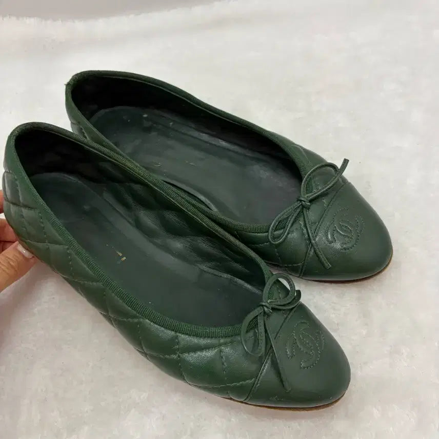 [BUNJANG] Chanel Green Quilted Ribbon Flats Size 37 / 정품) 샤넬 그린 퀼팅 리본 플랫슈즈 37사이즈