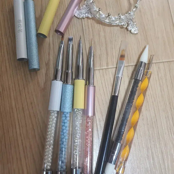 [BUNJANG] 7 Piece Nail Art Gel Nail Brush Set with Pearl Brush Stand / 네일아트 젤네일 브러시 브러쉬 도구 7종