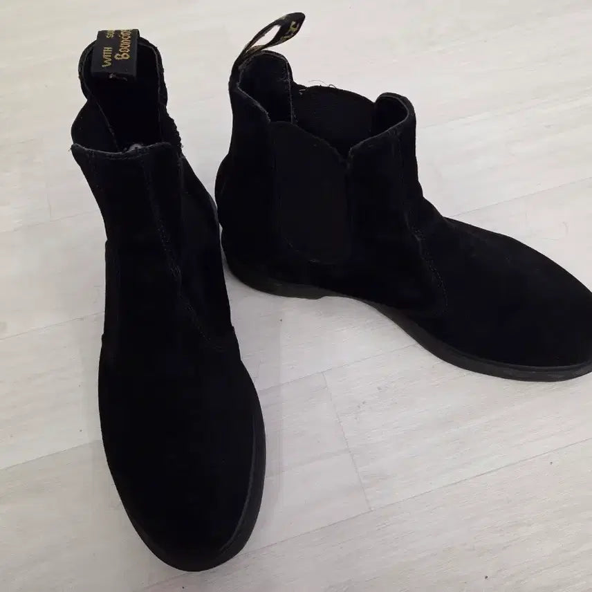 [BUNJANG] Dr. Martens 2976 Suede Chelsea Boots UK 8 / 닥터마틴 2976 스웨이드 첼시 부츠 UK8
