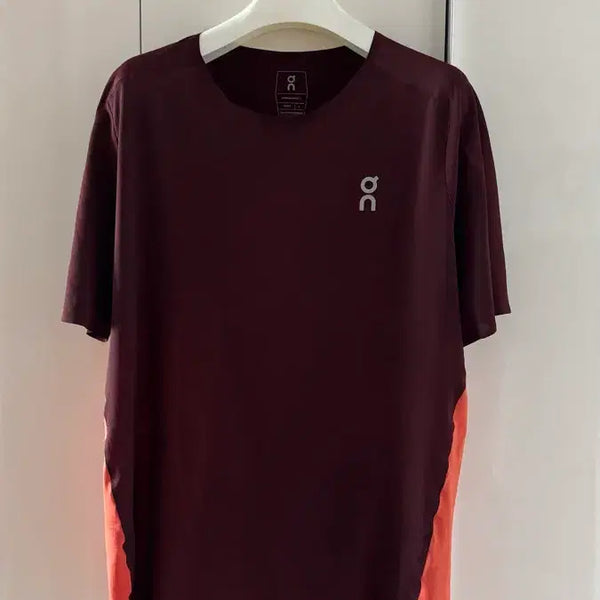 [BUNJANG] On Running Short Sleeve T-Shirt Burgundy/Orange / 온러닝 반팔 티셔츠 버건디 오렌지