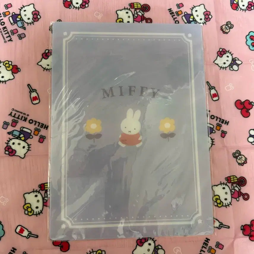 [BUNJANG] Miffy Character Desk Mat / 미피 책받침