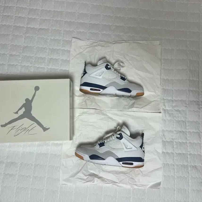 [BUNJANG] Air Jordan 4 x Nike SB Retro SP 'Navy' (270mm) / 조던4X나이키SB 레트로SP 네이비(270)