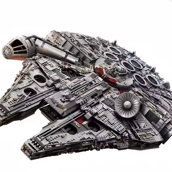 [BUNJANG] LEGO Compatible Millennium Falcon 8445 Pieces with Stand, Remote Control, Sound, and Lights / 스타워즈 밀레니엄팔콘 호환레고 8445피스 거치대 리모컨 사운드 라이트키
