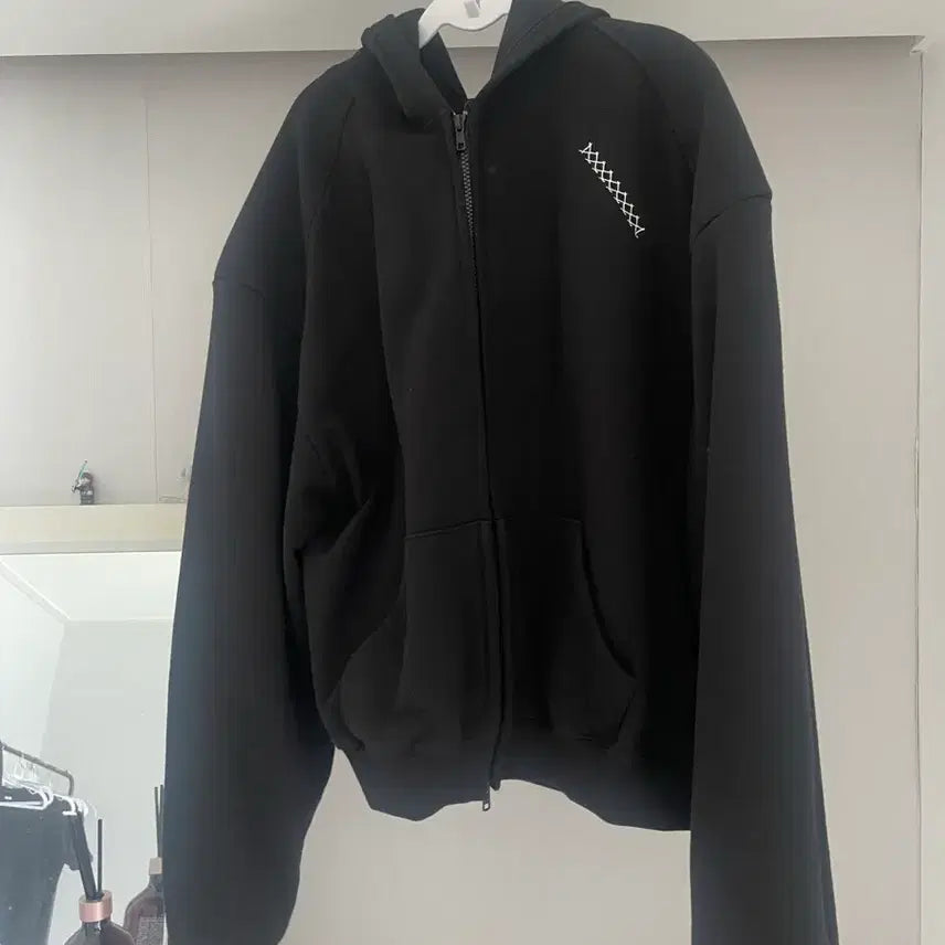 [BUNJANG] Junesse Hooded Zip-up Black M / 준느 후드집업 m