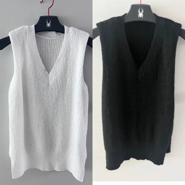 [BUNJANG] Deep V-Neck Knit Sleeveless Top (White/Black) / 딥브이넥 니트 나시 (화이트/블랙)