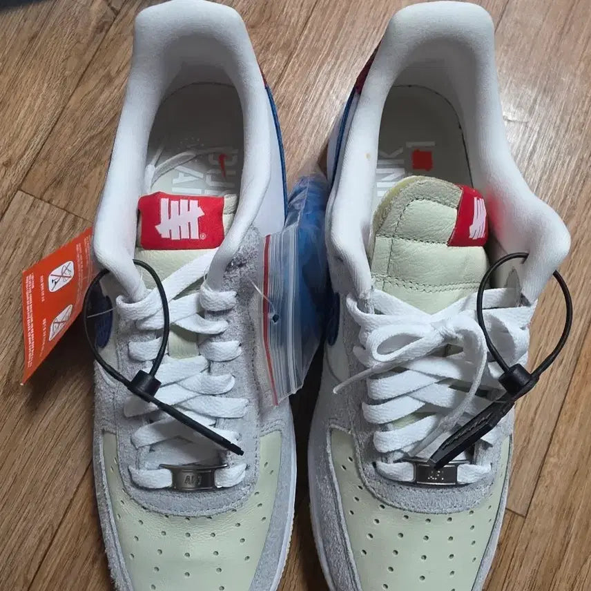 [BUNJANG] Nike x Undefeated Air Force 1 '5 On It' Collaboration Sneakers / 나이키와 언디피티드 콜라보 에어포스 1