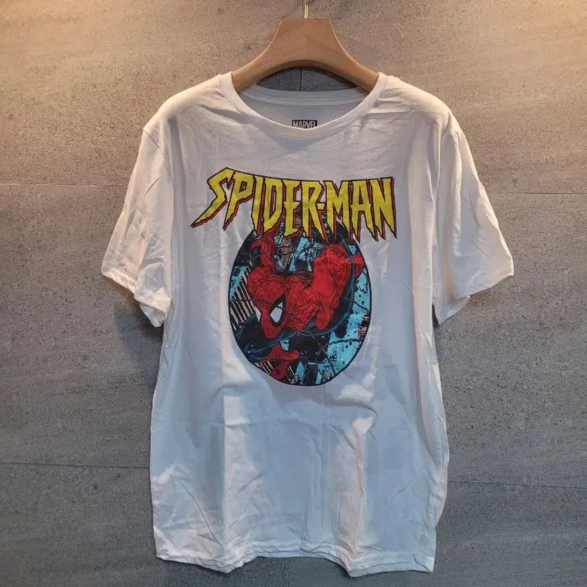 [BUNJANG] Marvel Spider-Man Official Short Sleeve T-Shirt / 마블. 정품. 스파이더맨 반팔티.