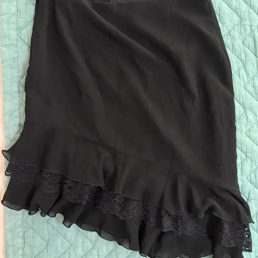 [BUNJANG] Vintage Black Lace Ruffle Skirt / 빈티지 블랙 레이스 프릴 치마