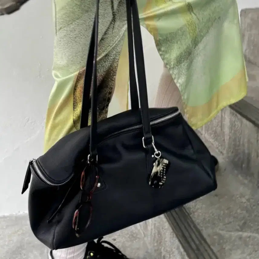 [BUNJANG] Black Leather Shoulder Bag / 블랙 가죽 숄더백 보부상백