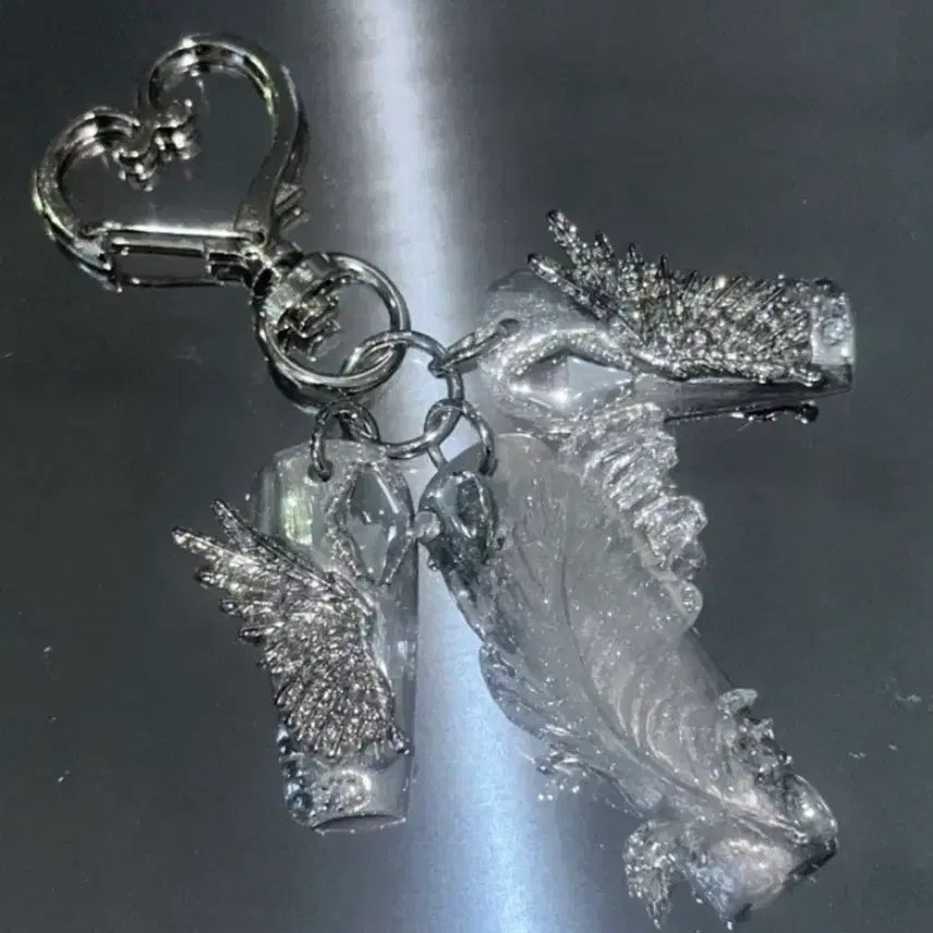 [BUNJANG] Transparent Wing Feather Nail Keychain / 투명 날개 깃털 네일 키링 열쇠고리