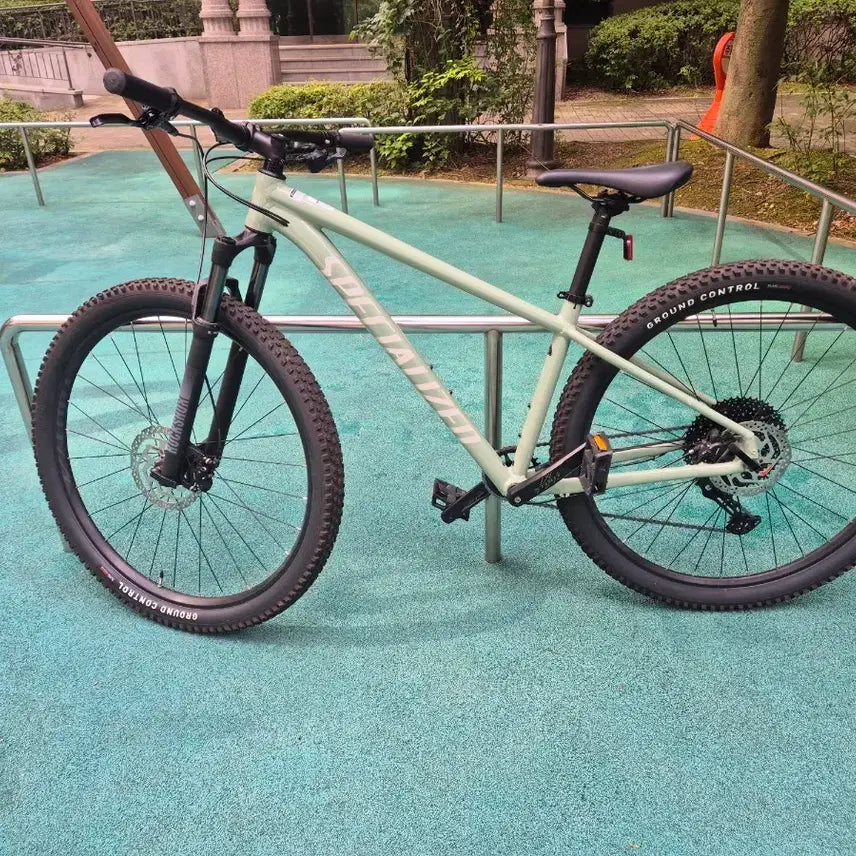 [BUNJANG] Specialized Rockhopper Comp 29 M Size MTB Bicycle / 26년식 스페셜라이즈드 락하퍼 콤프 29인치 MTB 자전거
