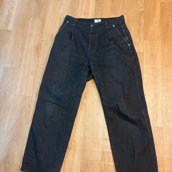 [BUNJANG] Roughside Drape Denim Black / (2)러프사이드 드레이프 데님 블랙