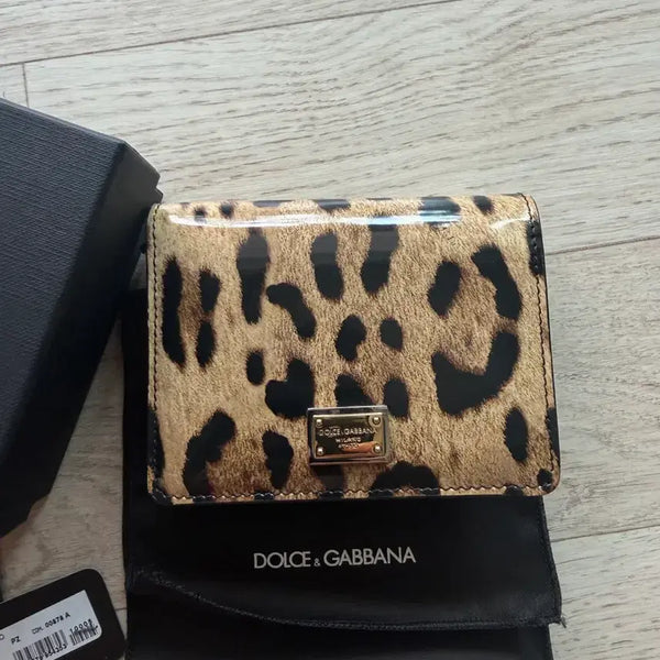 [BUNJANG] Dolce & Gabbana Leopard Patent Leather Wallet / 돌체앤가바나 레오파드 지갑 김혜수지갑