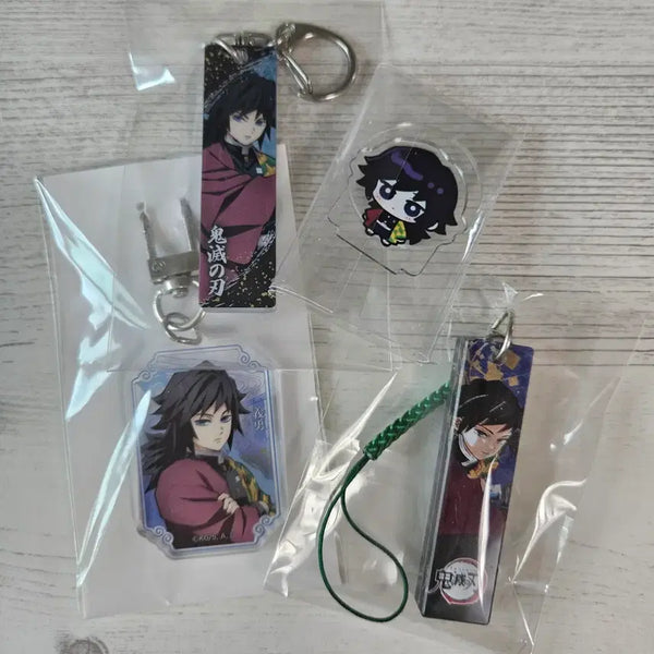 [BUNJANG] Demon Slayer Giyu Acrylic Keychain / Stand Set / (일괄) 귀멸의 칼날 기유 아크릴 키링 / 스탠드 세트