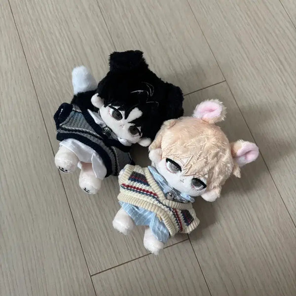 [BUNJANG] Isekai, Illusion Hunter, Sominyeon, Meonghaseong, Plush Doll / 이세계 착각 헌터 솜인형 솜왹려 멍하성 팝니다