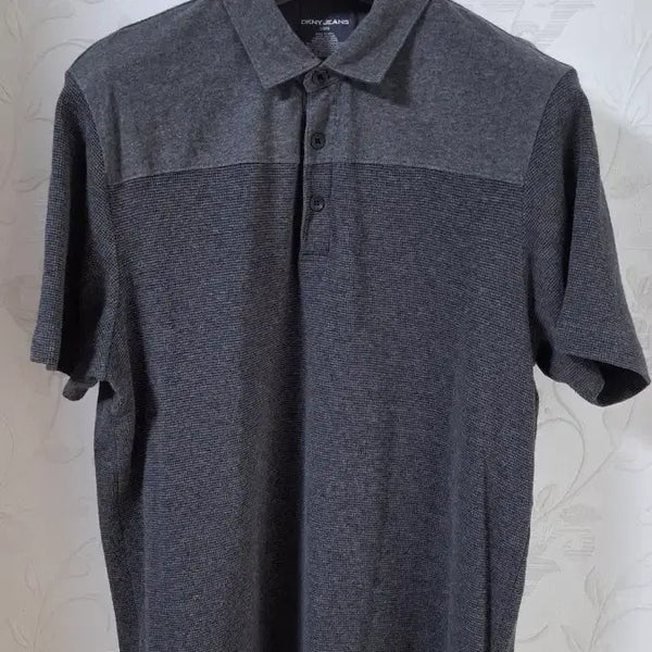 [BUNJANG] DKNY Jeans Waffle Collar T-Shirt Charcoal Grey L/G (100-105) / (22ss) DKNY진 와플 반팔티셔츠 100~105