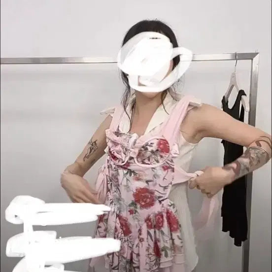 [BUNJANG] Luca Flower Sleeveless Top / 루카 플라워 슬리브