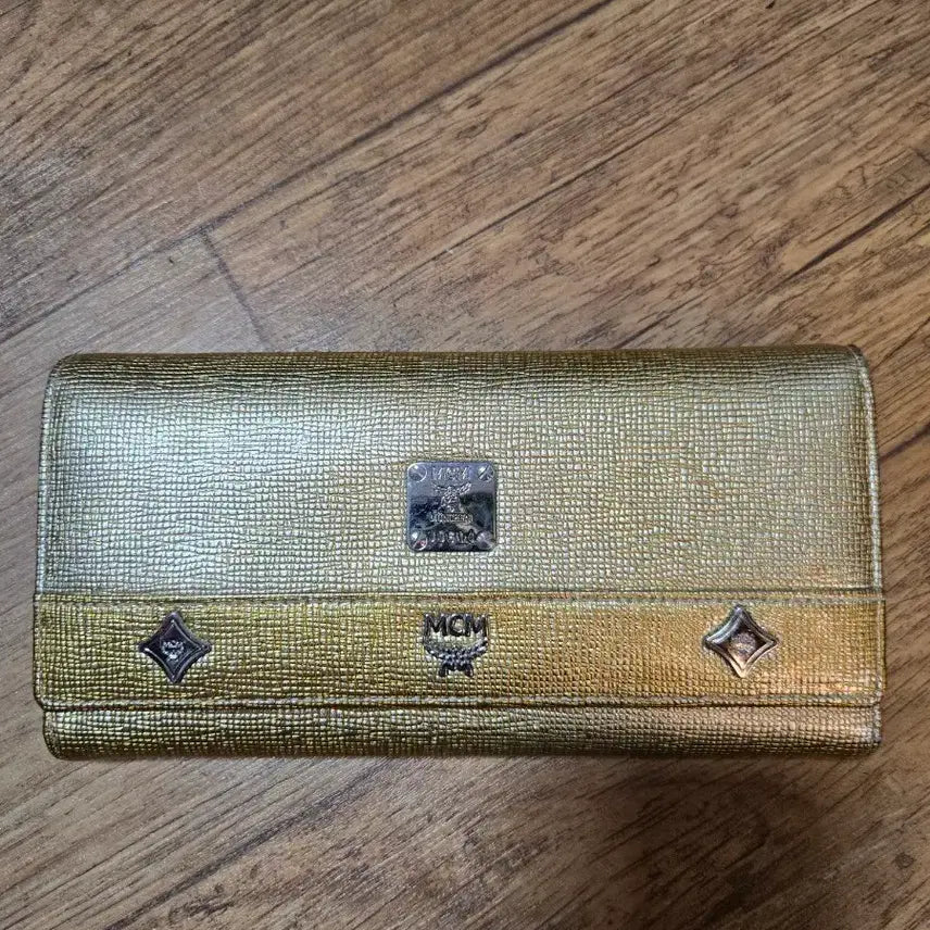 [BUNJANG] MCM Genuine Gold Long Wallet / MCM 정품 골드 장지갑