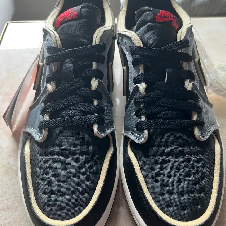 [BUNJANG] Air Jordan 1 Retro Low OG EX Black and Smoke Grey (DV0982-006) Sneakers / 조던 1 레트로 로우 OG EX 블랙 앤 스모크 그레이 275mm