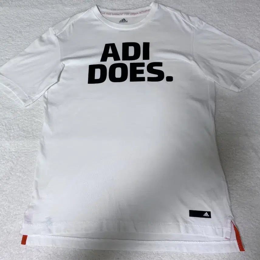 [BUNJANG] Adidas Adi Does Women's T-Shirt White / 아디다스 ADI DOES 여성 반팔티 95