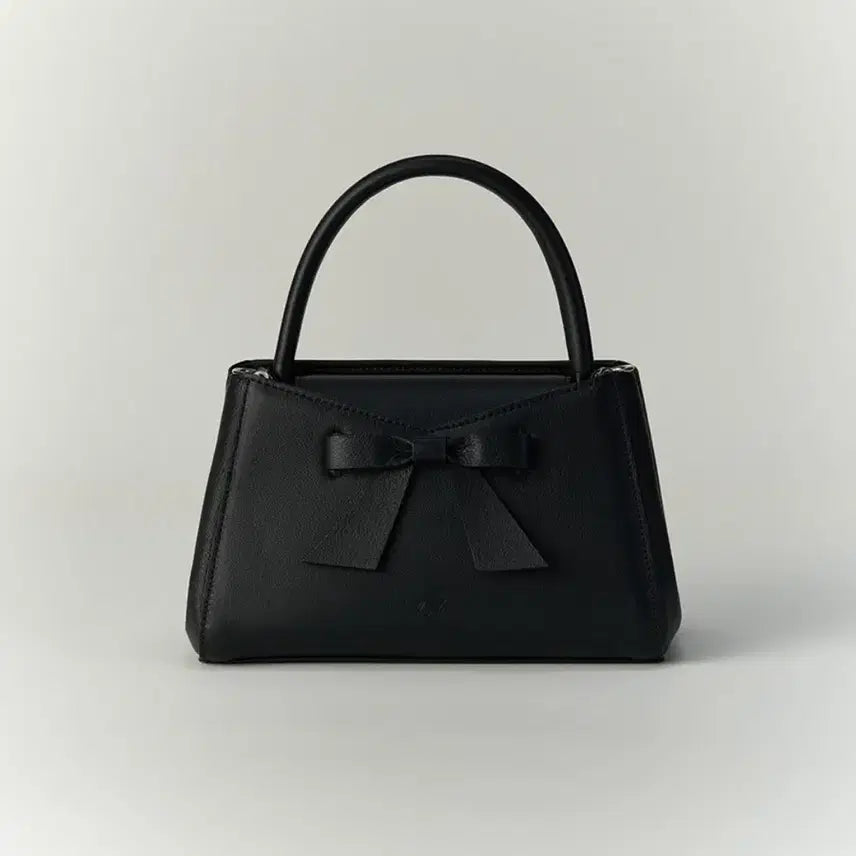 [BUNJANG] TIS BOW MINI BAG (BLACK) / 더티스 미니백 TIS BOW MINI BAG (BLACK)