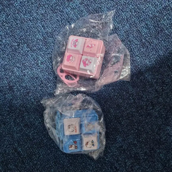 [BUNJANG] Sanrio Hello Kitty Keycap Keyring / 산리오 헬로키티 키캡 키링