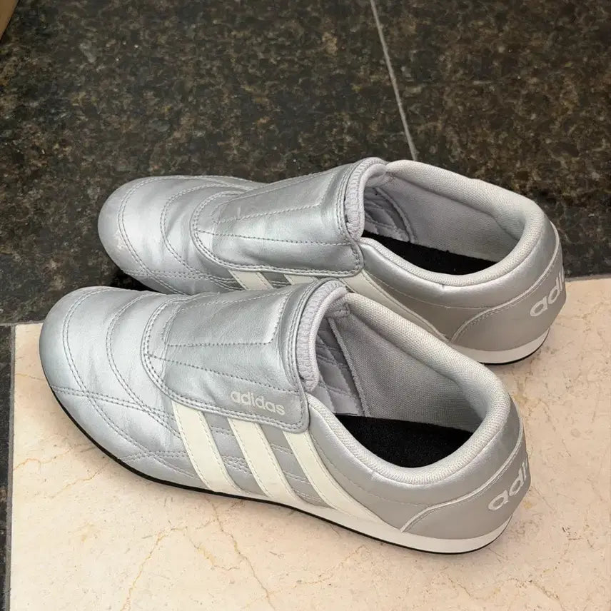 [BUNJANG] Adidas Silver Dohwa Taekwondo Sneakers 235 / 아디다스 실버 도화 태권도 운동화 235