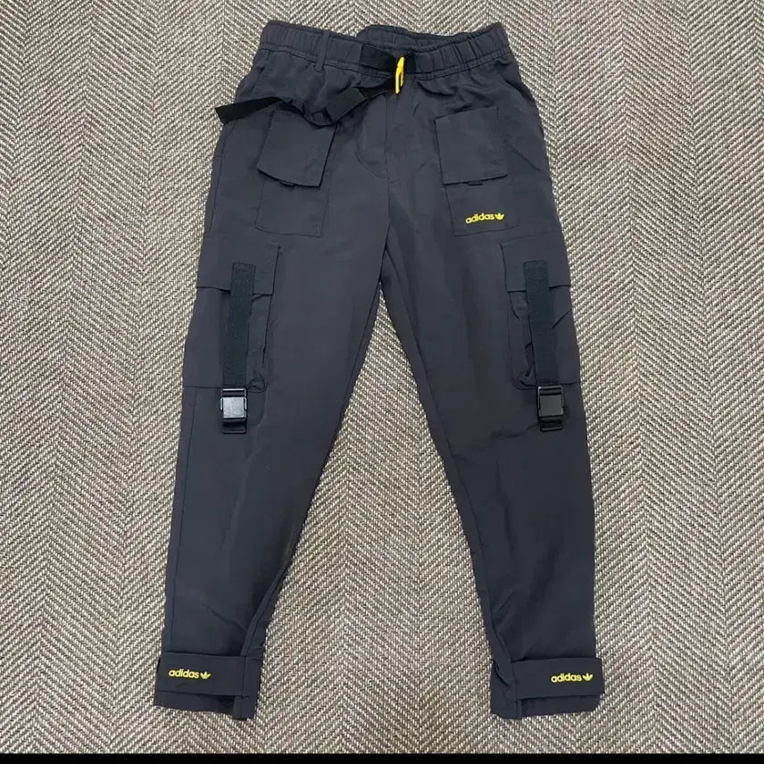 [BUNJANG] Adidas Tech Cargo Pants / 아디다스 테크 카고 팬츠