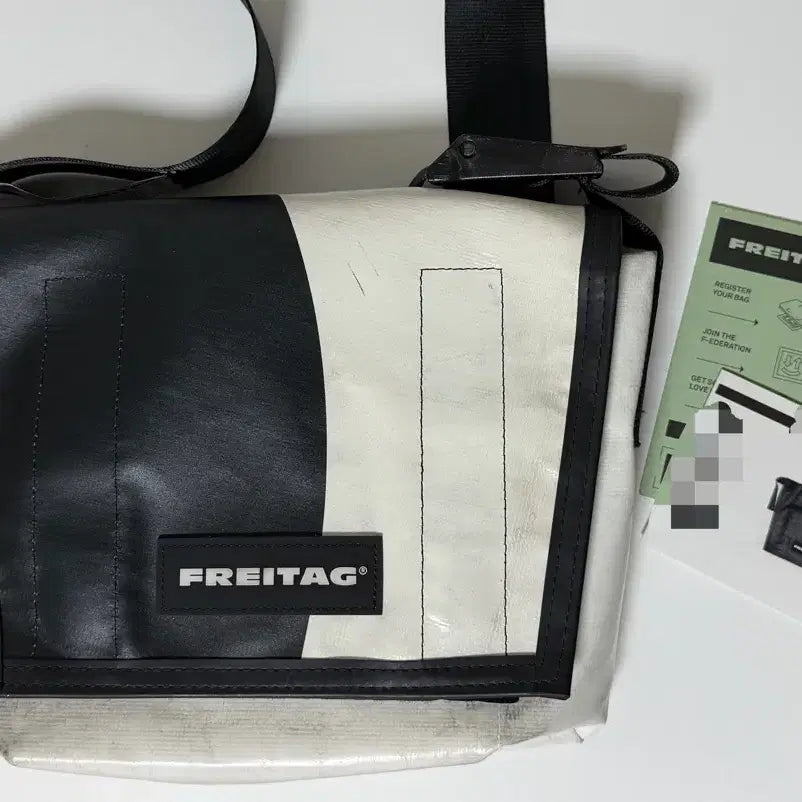 [BUNJANG] Freitag R510 Ramsay Bag Black White / 프라이탁 라씨 블랙 화이트 판매 합니다