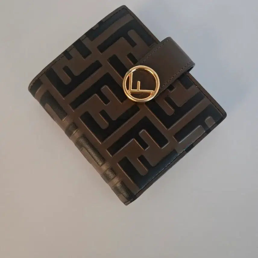 [BUNJANG] Fendi FF Embossed Bifold Wallet Brown Authentic / 펜디 FF 엠보스 반지갑 브라운 정품