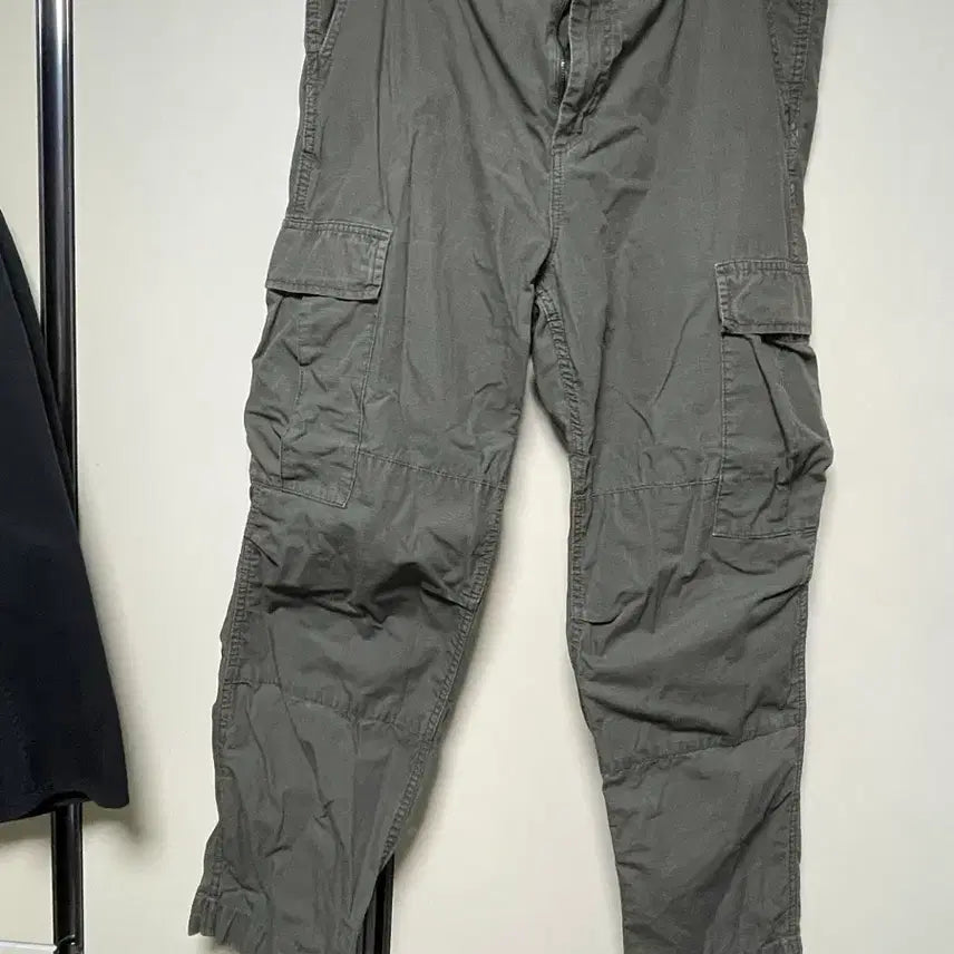 [BUNJANG] Carhartt WIP Regular Cargo Pants / 칼하트 wip 레귤러 카고 36-32
