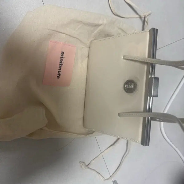 [BUNJANG] Minuit Mutable Seddy Bag Cream / 미닛뮤트 세디백 크림색상 단종템 거의새것