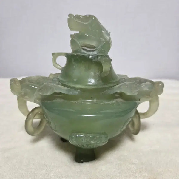 [BUNJANG] Three-Legged Jade Incense Burner with Dragon Lid / 삼족 옥향로